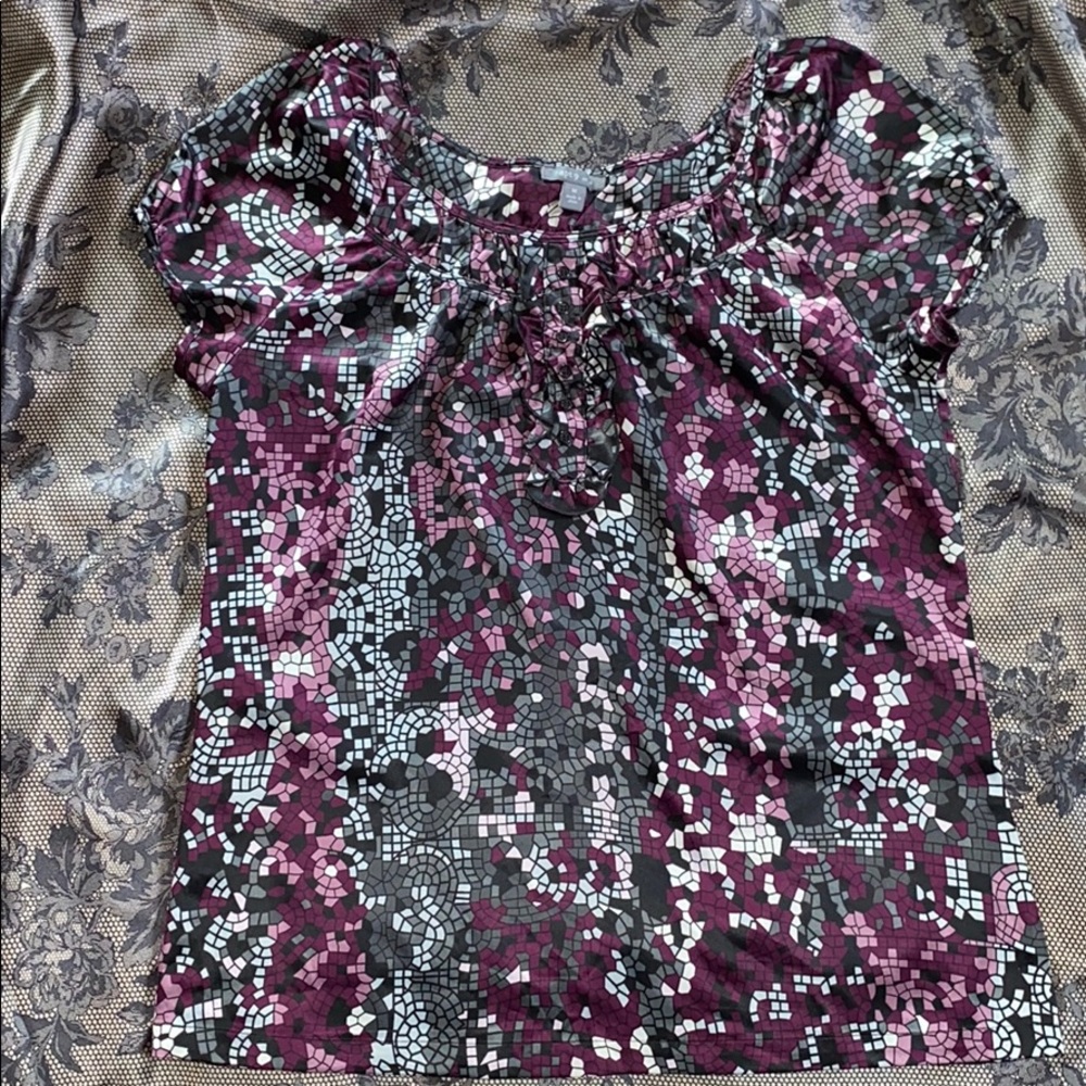 Apt. 9 stretchy satin top